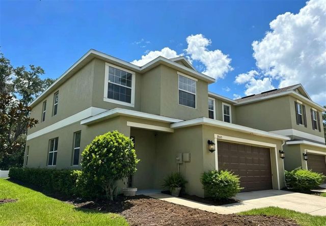 8505 BROKEN WILLOW COURT, Tampa, FL 33647