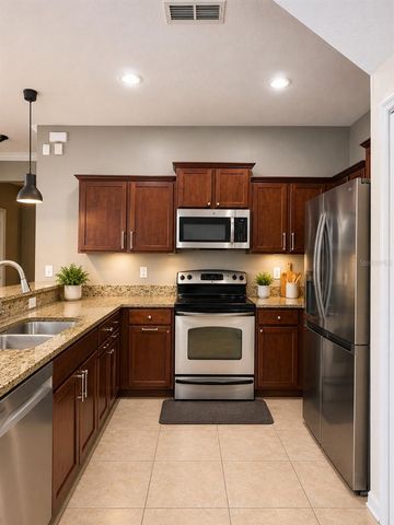 8505 BROKEN WILLOW COURT, Tampa, FL 33647