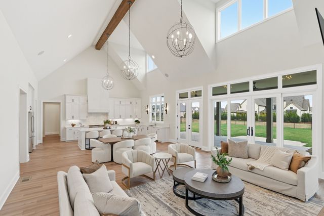 6332 Percheron Ln, Arrington, TN 37014