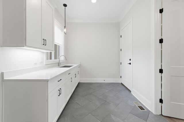 6332 Percheron Ln, Arrington, TN 37014