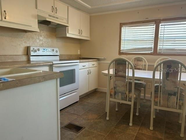 310 MAGNOLIA DRIVE, Leesburg, FL 34788