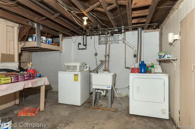 330 E Webster Street, Ferndale, MI 48220
