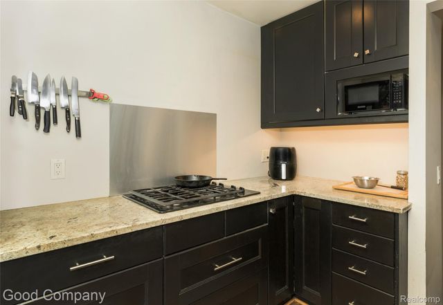330 E Webster Street, Ferndale, MI 48220