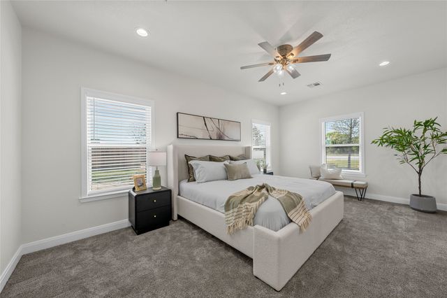 1404 S Robinson Drive, Robinson, TX 76706