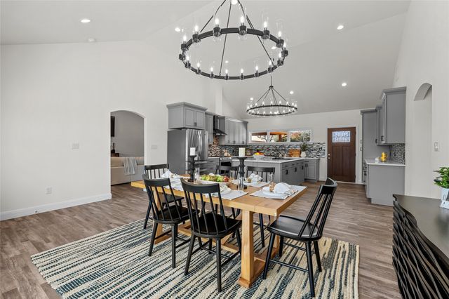 1404 S Robinson Drive, Robinson, TX 76706