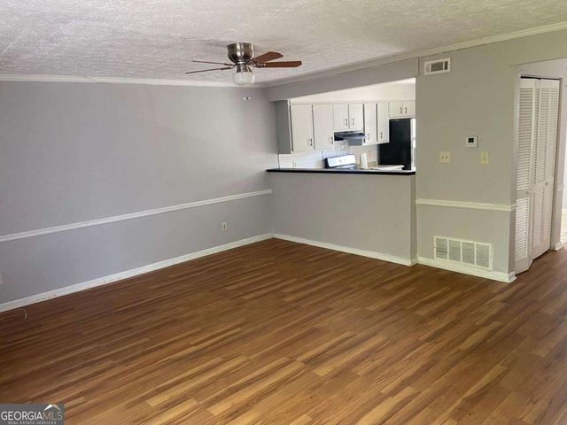 8238 Canyon Forge Drive, Riverdale, GA 30274