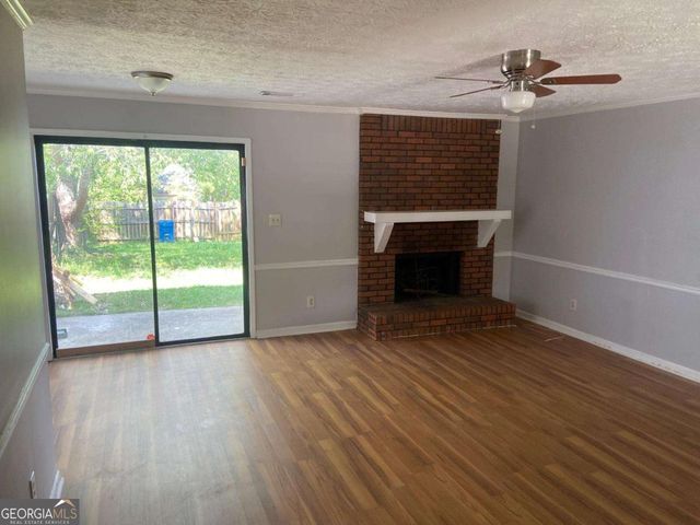 8238 Canyon Forge Drive, Riverdale, GA 30274