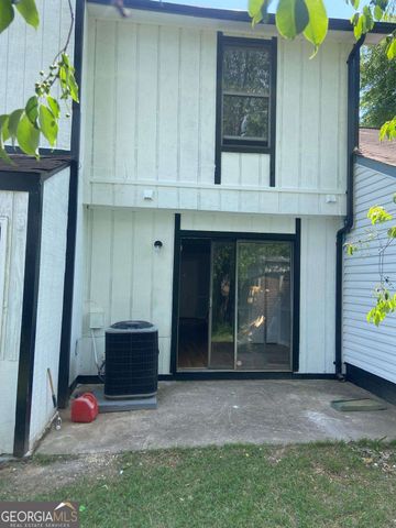 8238 Canyon Forge Drive, Riverdale, GA 30274