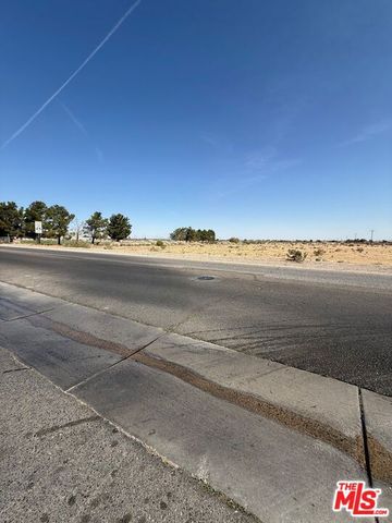 1001 Del Cerro Street, Victorville, CA 92392