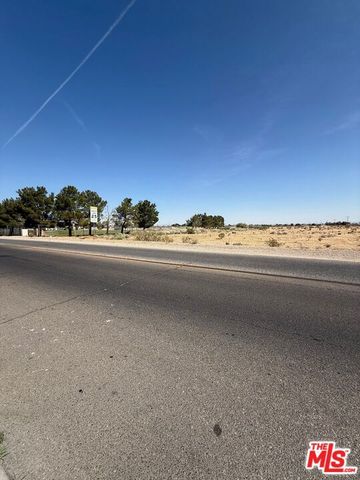 1001 Del Cerro Street, Victorville, CA 92392