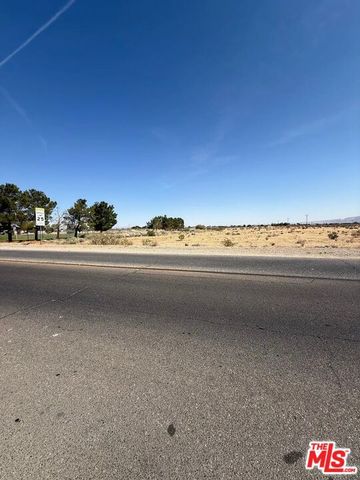 1001 Del Cerro Street, Victorville, CA 92392