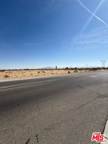 1001 Del Cerro Street, Victorville, CA 92392