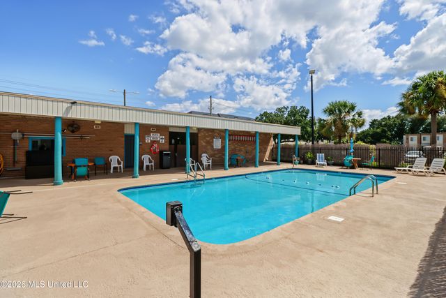 245 Mcdonnell, 105, Biloxi, MS 39531