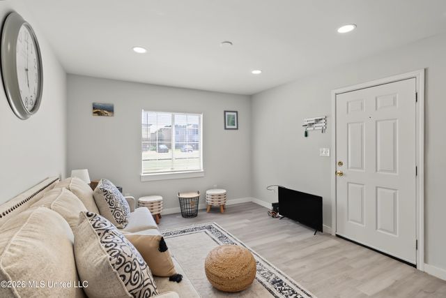 245 Mcdonnell, 105, Biloxi, MS 39531