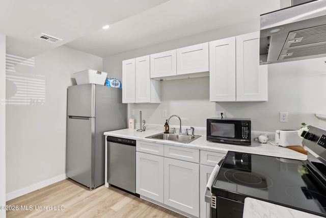 245 Mcdonnell, 105, Biloxi, MS 39531