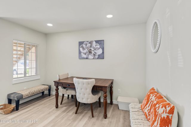 245 Mcdonnell, 105, Biloxi, MS 39531