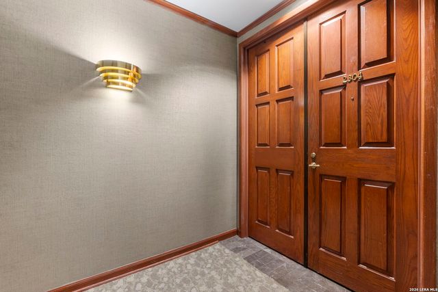 1 Towers Park Ln Apt 2304, San Antonio, TX 78209