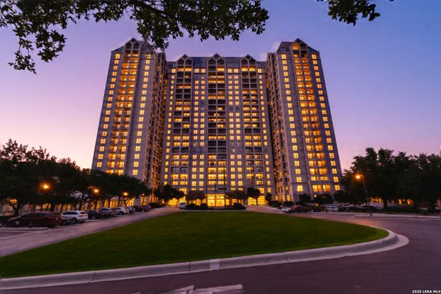 1 Towers Park Ln Apt 2304, San Antonio, TX 78209