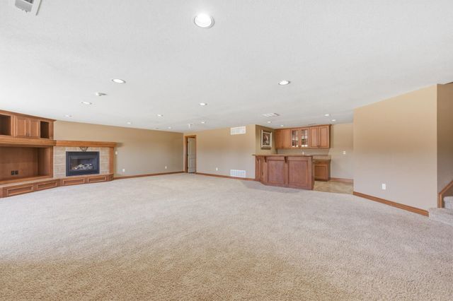 13716 E Mainsgate St, Wichita, KS 67228