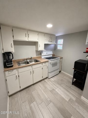 3015 Altura Avenue 7, El Paso, TX 79930