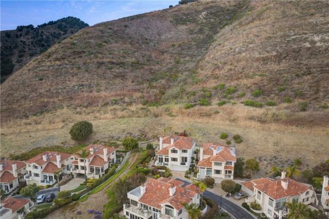 106 Calle Corea, Pismo Beach, CA 93449