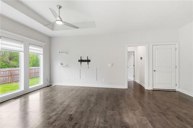 1401 Rylee Court, Raymore, MO 64083