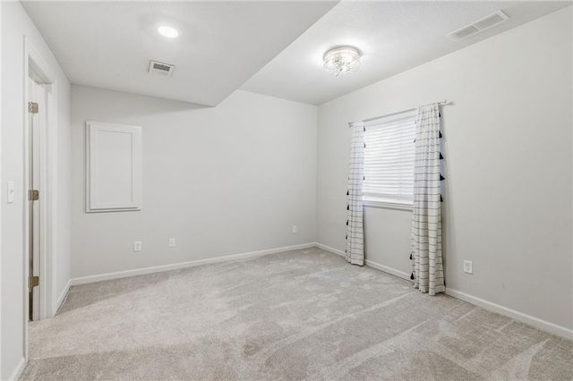 1401 Rylee Court, Raymore, MO 64083