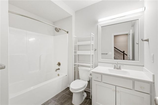 1401 Rylee Court, Raymore, MO 64083