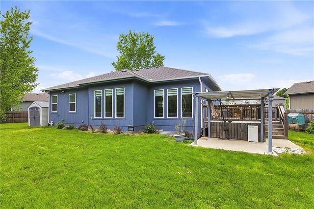 1401 Rylee Court, Raymore, MO 64083