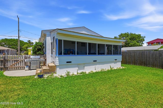 309 M Avenue, Kure Beach, NC 28449