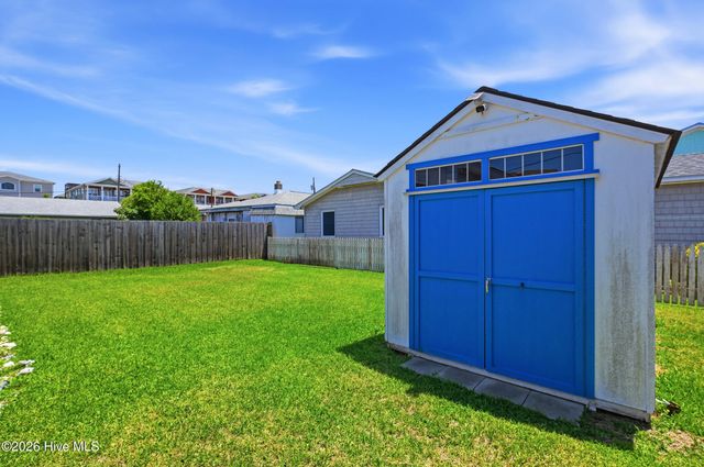 309 M Avenue, Kure Beach, NC 28449