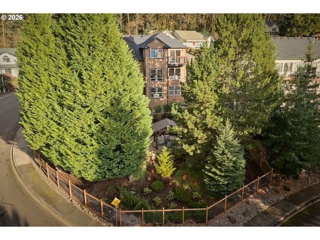 3647 Nw ORCHARD Ct, Camas, WA 98607