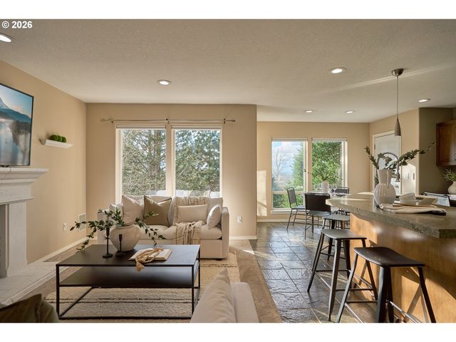 3647 Nw ORCHARD Ct, Camas, WA 98607