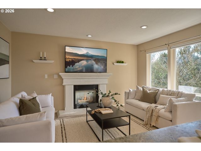 3647 Nw ORCHARD Ct, Camas, WA 98607