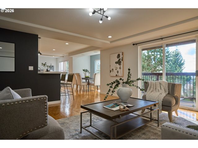 3647 Nw ORCHARD Ct, Camas, WA 98607