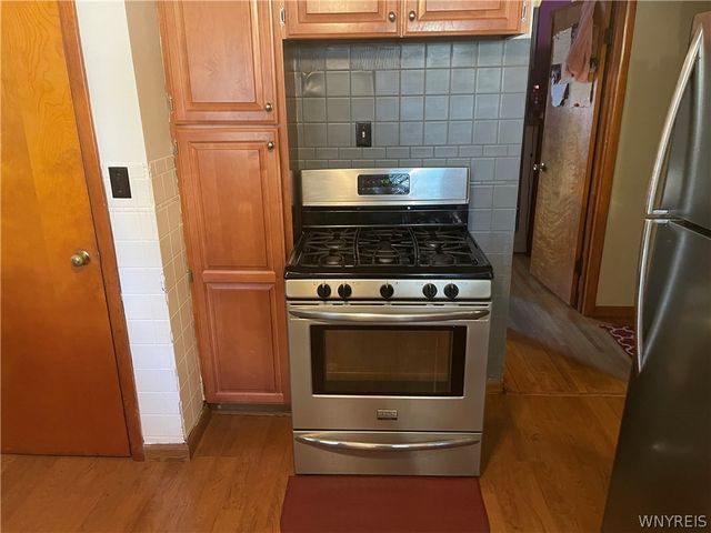 31 Pinewood Ter Terrace, Cheektowaga, NY 14225