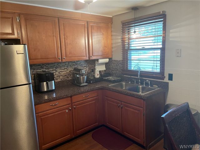 31 Pinewood Ter Terrace, Cheektowaga, NY 14225