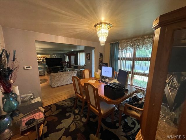 31 Pinewood Ter Terrace, Cheektowaga, NY 14225