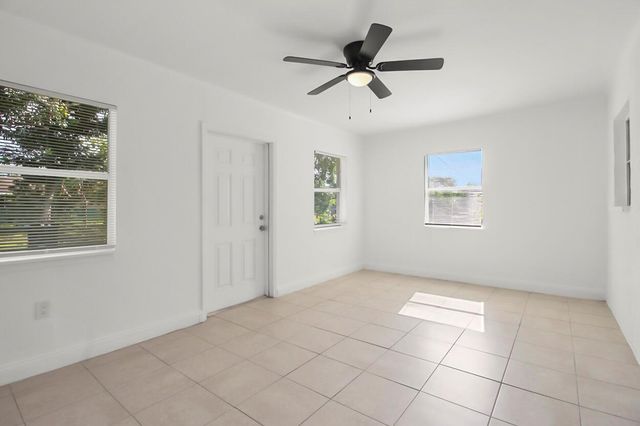 313 NW Dorchester Street, Port St Lucie, FL 34983