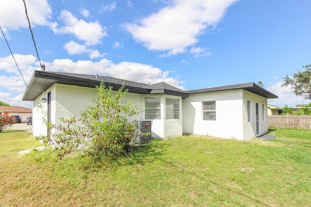 313 NW Dorchester Street, Port St Lucie, FL 34983