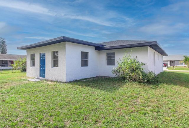 313 NW Dorchester Street, Port St Lucie, FL 34983