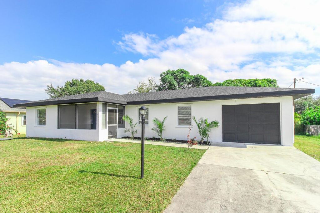 313 NW Dorchester Street, Port St Lucie, FL 34983
