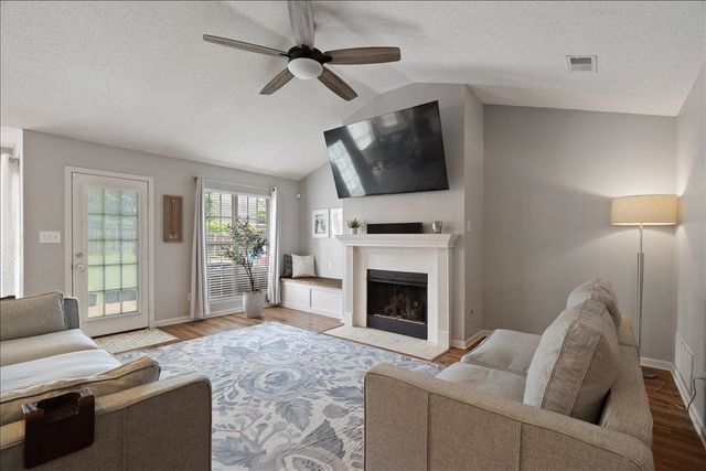 11660 MAHOGANY DR, Arlington, TN 38002