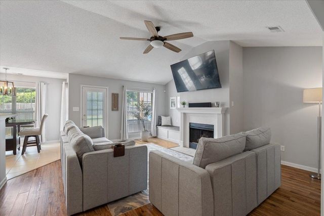 11660 MAHOGANY DR, Arlington, TN 38002