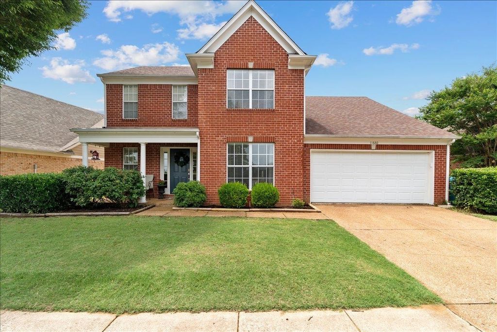 11660 MAHOGANY DR, Arlington, TN 38002