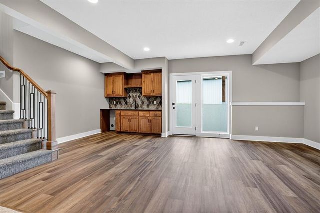 13670 NW 71st Street, Parkville, MO 64152