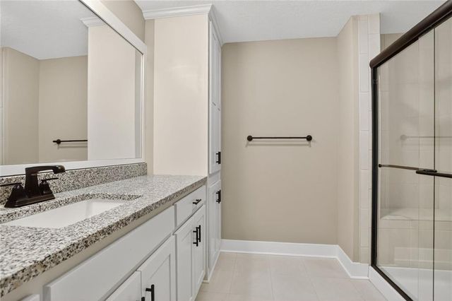 13670 NW 71st Street, Parkville, MO 64152