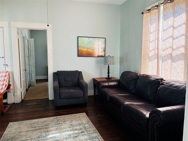 1514 15th Street, Galveston, TX 77550