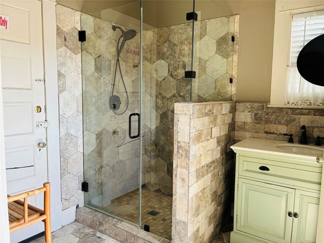 1514 15th Street, Galveston, TX 77550