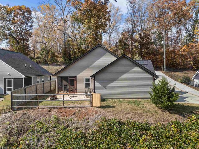 17 Pamela Drive, Greenville, SC 29611